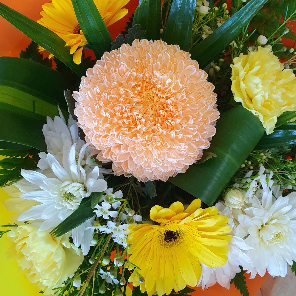Small Bright Bouquet