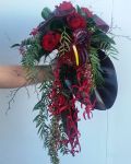 red_wedding_bouquet.jpg