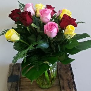 12 Mixed Roses with Vase (40cm)